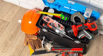 Hand Tools vs Power Tools: When to Use What